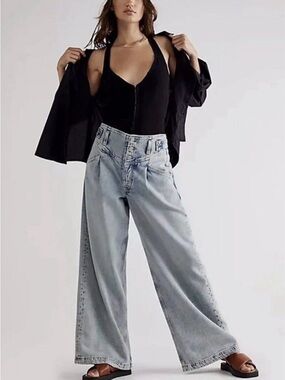 We The Free Care FP Super Sweeper Wide Leg Jeans Size M / NWT